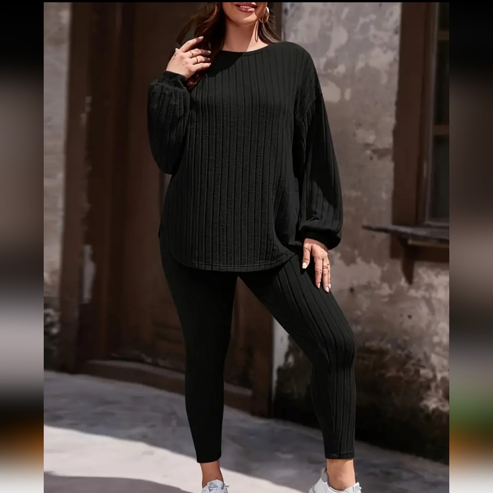 SALE ** BRAND NEW ** JUST LISTED ** BLACK 2PC SET